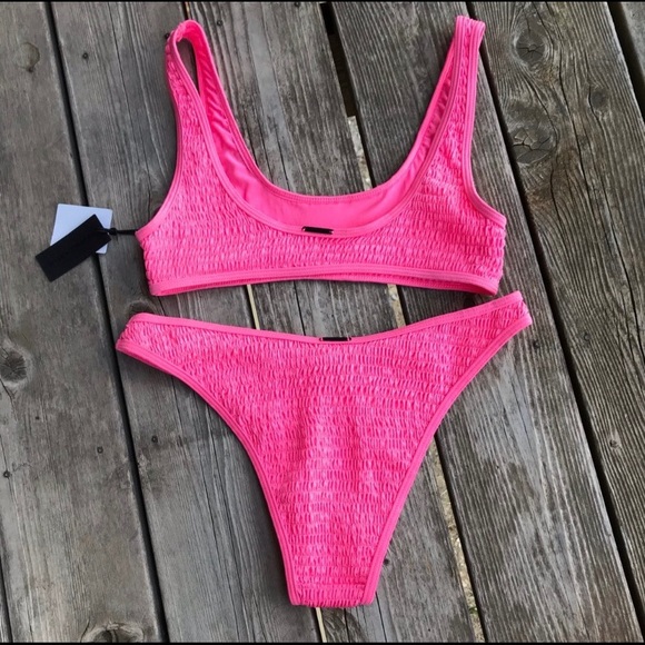 Kendall & Kylie bathing suit - New with tags - Picture 2 of 3